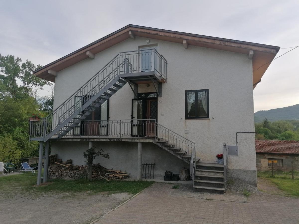 La Soffitta Di Anita Villa Bedonia Bagian luar foto